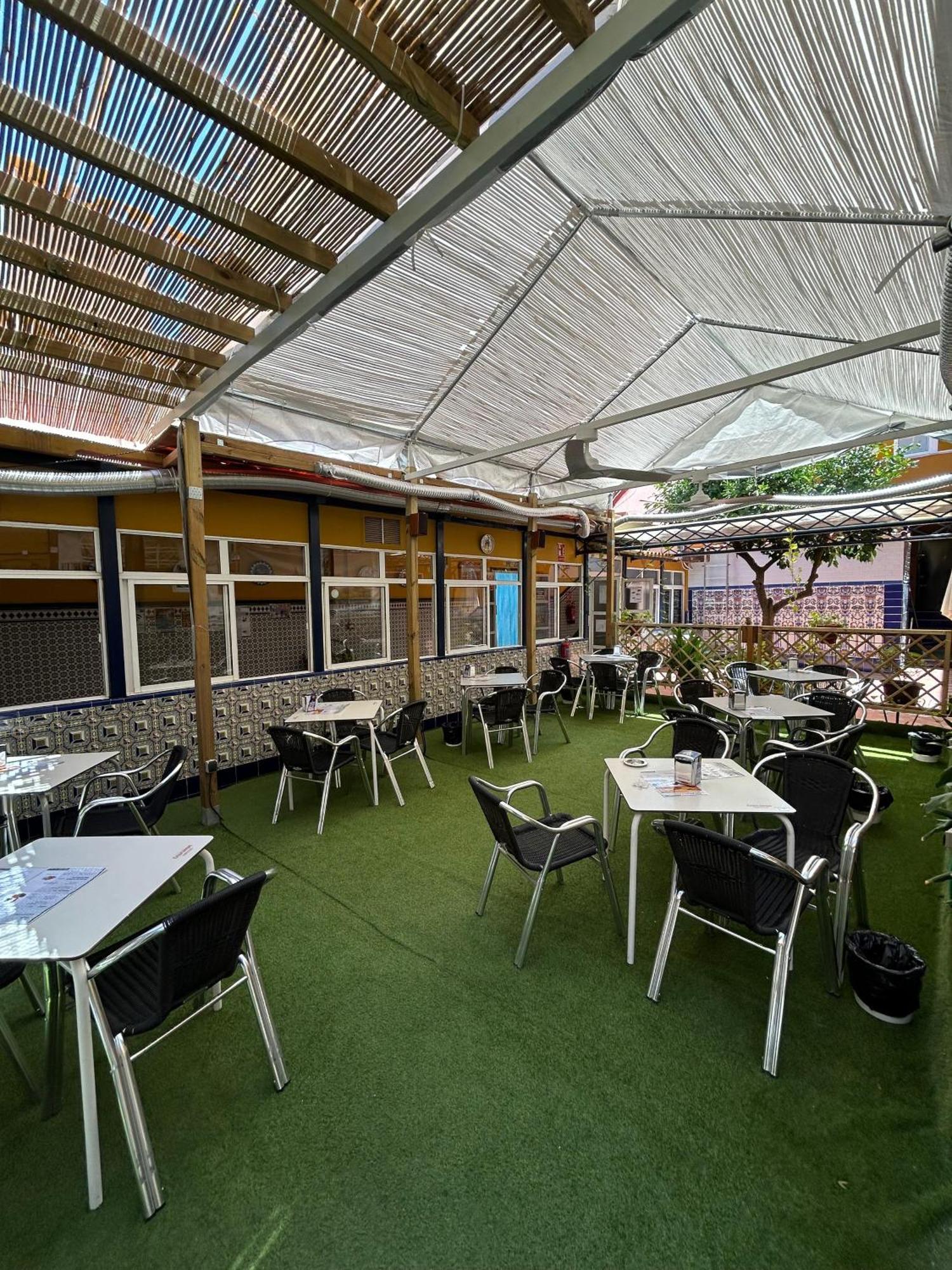 Hostal Avenida Andalucia Sevilla Exterior foto