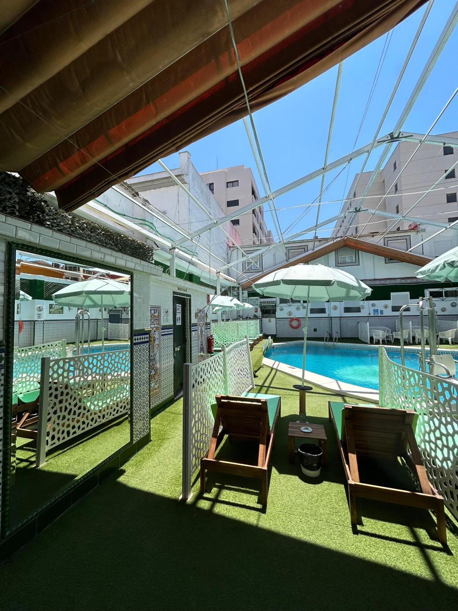 Hostal Avenida Andalucia Sevilla Exterior foto