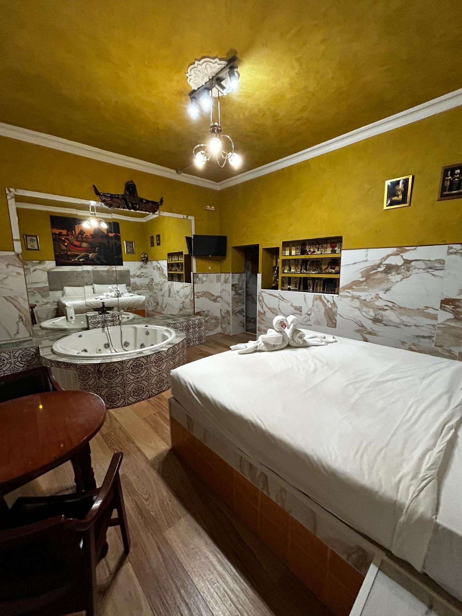 Hostal Avenida Andalucia Sevilla Exterior foto